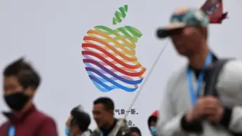 Apple produrrà più iPhone in India, ma non tornerà negli Usa