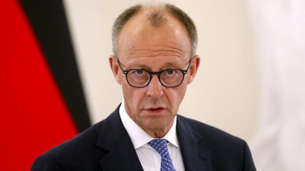 Il cancelliere Friedrich Merz inaugura lo stanziamento permanente di 5.000 soldati in Lituania