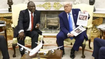 Trump sbaglia, non c’è nessun “genocidio dei bianchi” in Sudafrica