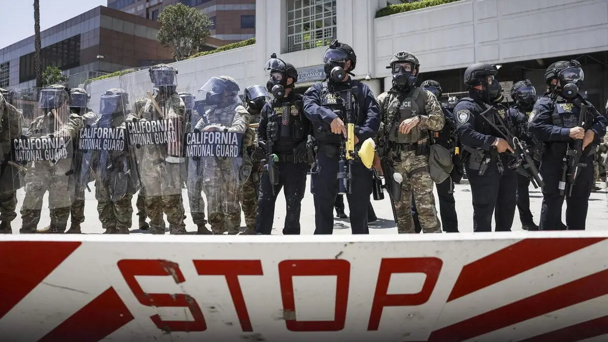 Los Angeles guardia nazionale migranti