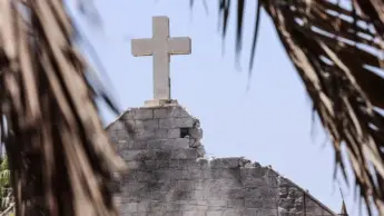 Israele bombarda la chiesa cattolica di Gaza. «Lì non c’era Hamas»