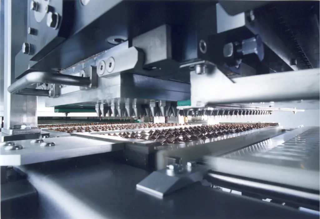 Con i suoi 300 dipendenti e macchine all’avanguardia Laica produce 5 milioni di cioccolatini al giorno