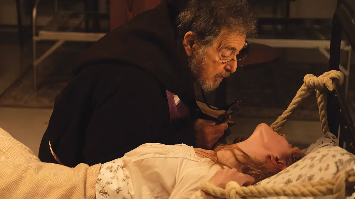 Al Pacino in L’esorcismo di Emma Schmidt - The Ritual