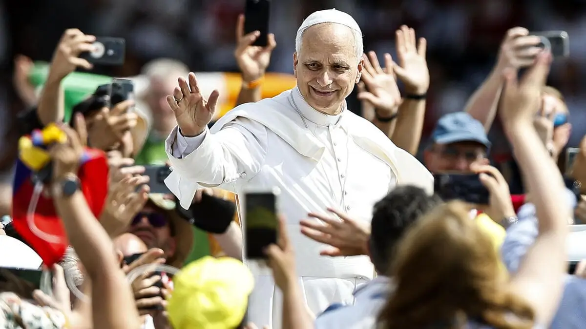Papa Leone XIV al Giubileo dei giovani, Tor Vergata, 3 agosto 2025 (foto Ansa)