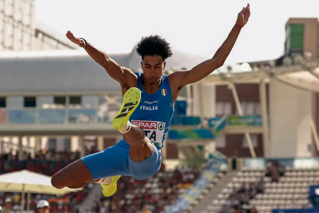 L'italiano Mattia Furlani gareggia nella gara di salto in lungo maschile ai Campionati europei di atletica leggera a squadre allo stadio Vallehermoso, a Madrid, Spagna, 28 giugno 2025
Mondiali atletica leggera