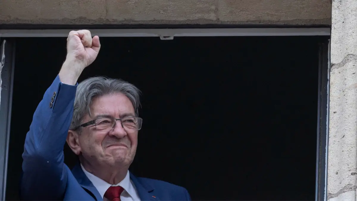 Jean Luc Melenchon, leader del partito di sinistra radicale francese La France Insoumise, accusato di essere troppo vicino alla Cina