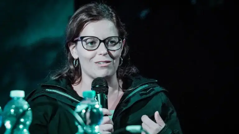 Ilaria Salis, cattiva maestrina dell’antifascismo ossessivo-compulsivo