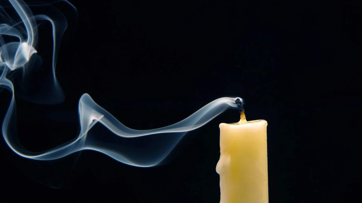 Candela spenta