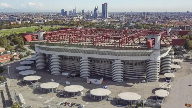 San Siro, una partita persa a tavolino