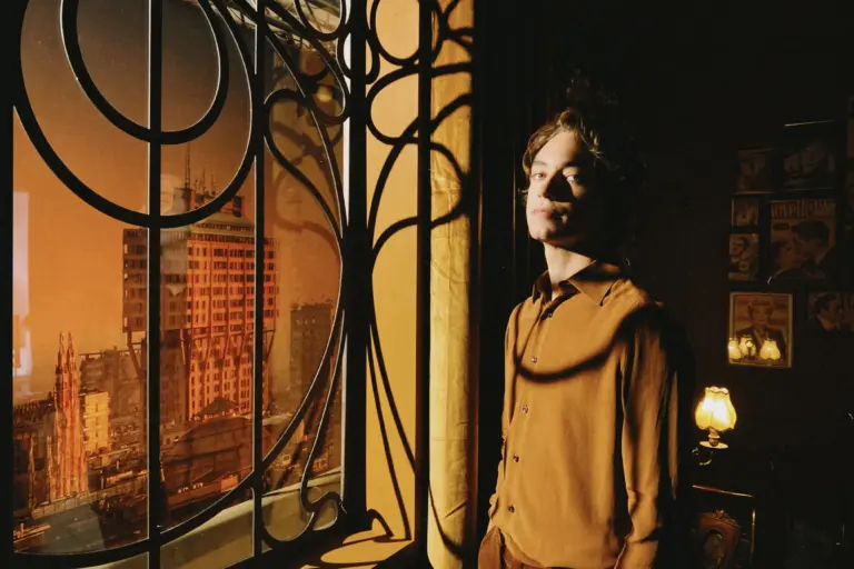 “Orfeo”, un film buzzatiano bello da morire