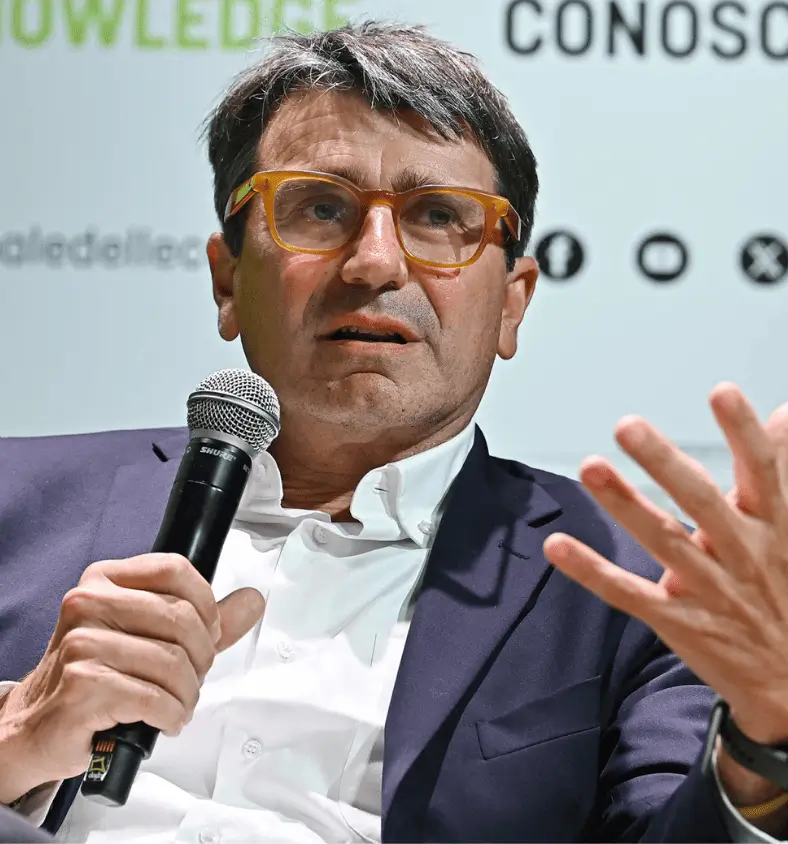 Pietro Garibaldi durante la giornata inaugurale del Festival Internazionale dell'economia presso il teatro Carignano, Torino, 30 maggio 2024