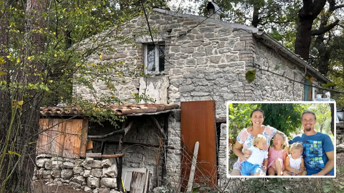La casa nel bosco a Palmoli dove vivono Nathan Trevallion e Catherine Birmingham a cui oggi il Tribunale per i minorenni di L'Aquila ha disposto la sospensione della potestà genitoriale dei tre figli minori, fra i 6 e gli 8 anni, che vivono con loro in un rudere fatiscente e privo di utenze e in una roulotte in provincia di Chieti