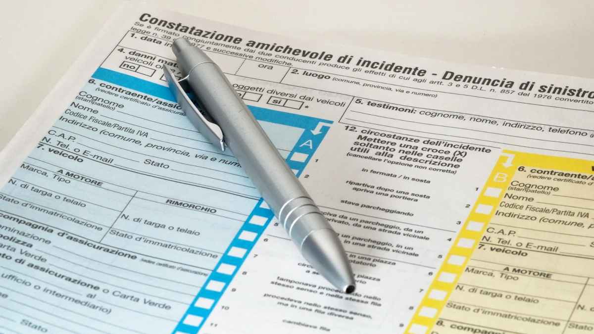 Modulo di assicurazione Rc auto per la constatazione amichevole di incidente