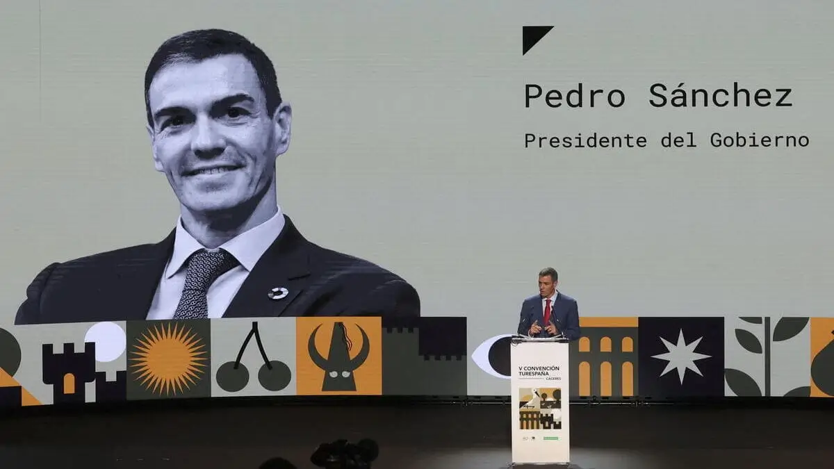 Il presidente spagnolo Pedro Sánchez (foto Ansa)