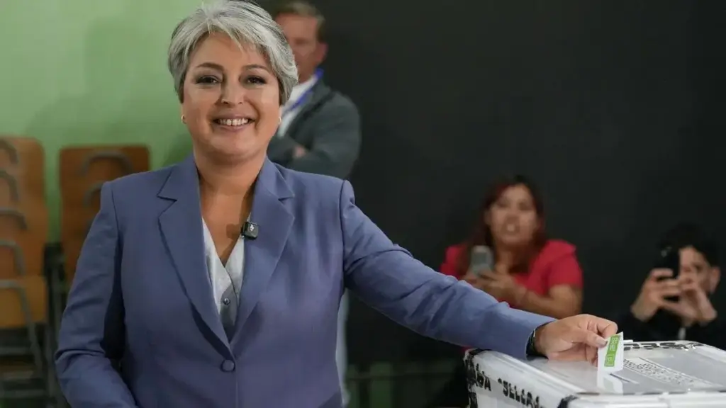 Jeannette Jara, candidata per la sinistra alle presidenziali in Cile