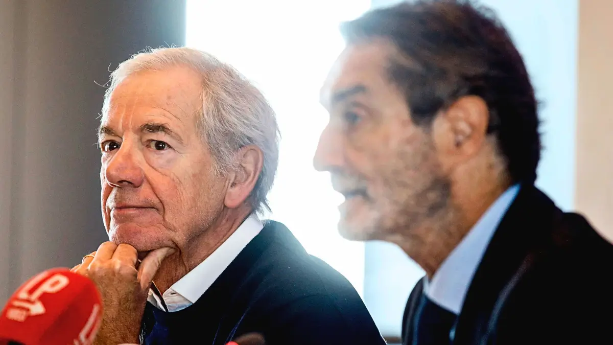Da sinistra, Guido Bertolaso e Attilio Fontana durante la conferenza stampa post Giunta in Regione Lombardia a Milano, 7 novembre 2022