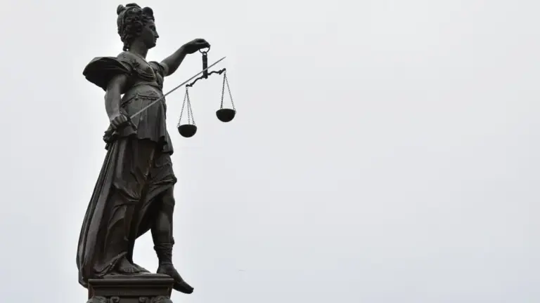 Il nostro sì al referendum sulla riforma Nordio. Per una giustizia giusta