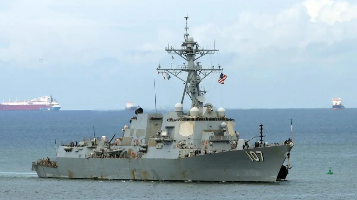 Il cacciatorpediniere americano Gravely arriva a Trinidad e Tobago per condurre esercitazioni militari