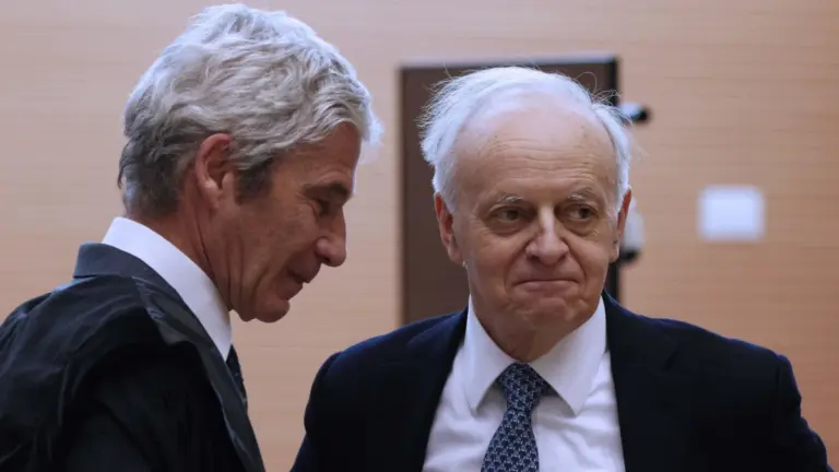 A destra nella foto, Piercamillo Davigo, 7 marzo 2024 (foto Ansa)