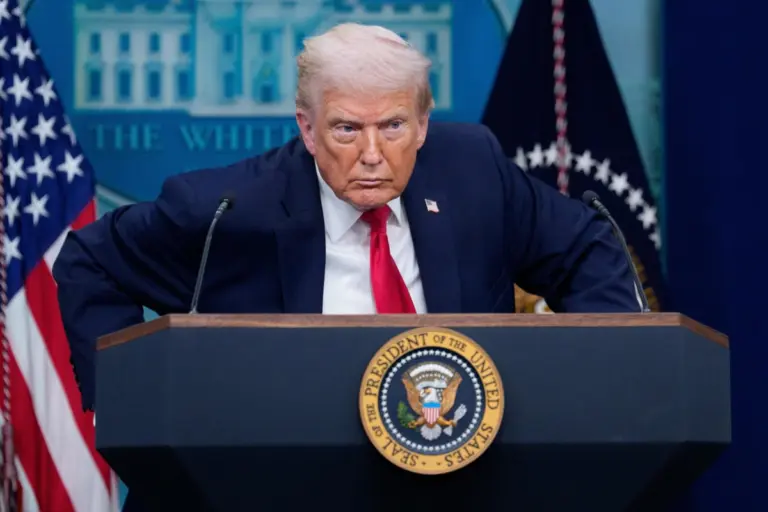 Trump è un “cattivo” che fa tutto quello che i “finti buoni” sognano