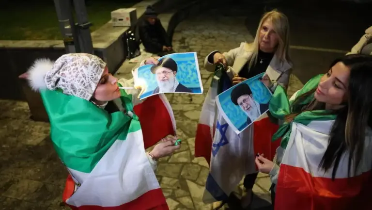 «Senza intervento esterno, il regime teocratico in Iran non può cadere»