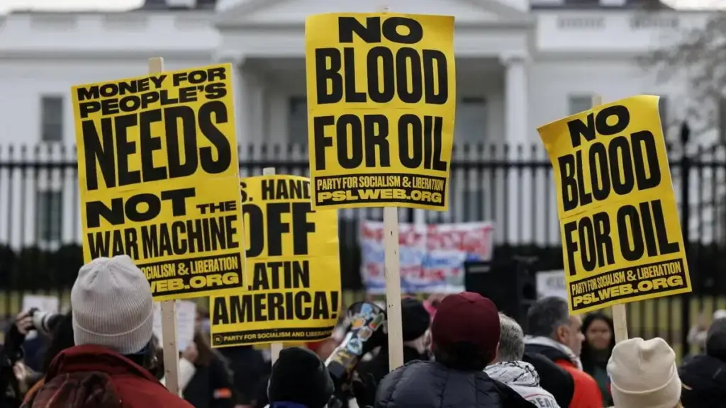 Protesta contro l'intervento americano in Venezuela, San Francisco, California, Stati Uniti, 3 gennaio 2026