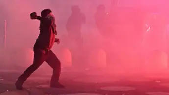 Delinquente di Askatasuna, consenti una domanda?