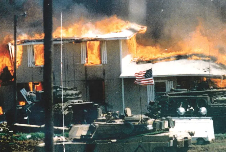 Il vento di fuoco che spazza l’America