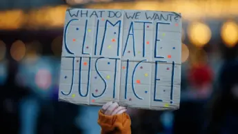 La fuga dall’allarmismo climatico continua