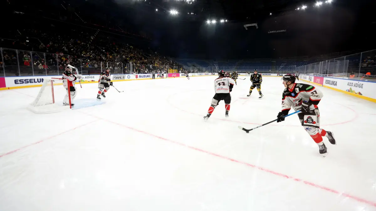 Una veduta interna del Milano Santa Giulia Ice Hockey Arena, dove si svolgeranno le gare delle prossime Olimpiadi di Milano Cortina 2026, in occasione del test events, Milano, 9 gennaio 2026