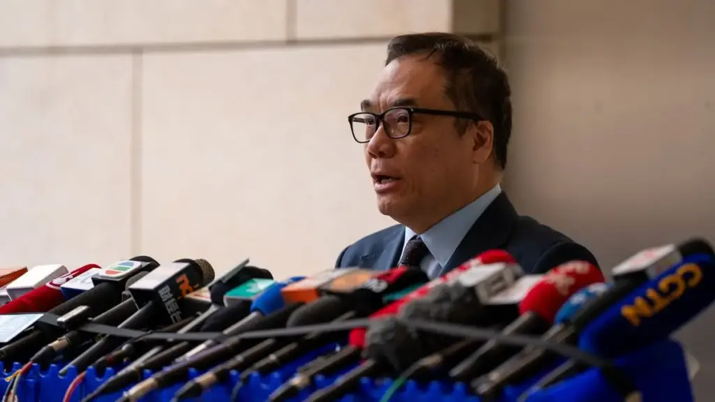 Il capo della polizia per la sicurezza nazionale di Hong Kong, Steve Li