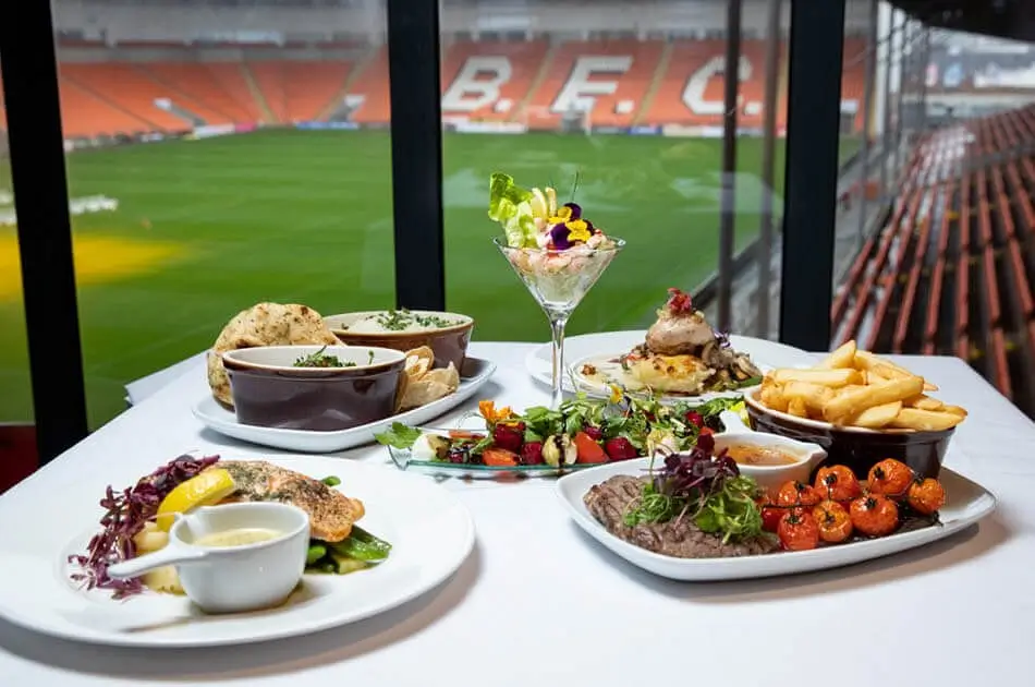 Tavola imbandita nell'hotel dentro allo stadio del Blackpool