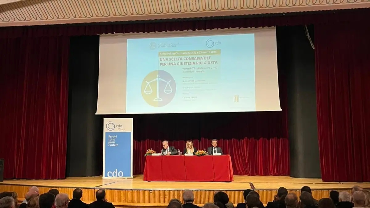 Il confronto a Milano sul referendum sulla giustizia tra il sottosegretario alla presidenza del Consiglio, Alfredo Mantovano, e l’avvocato costituzionalista Enrico Grosso
