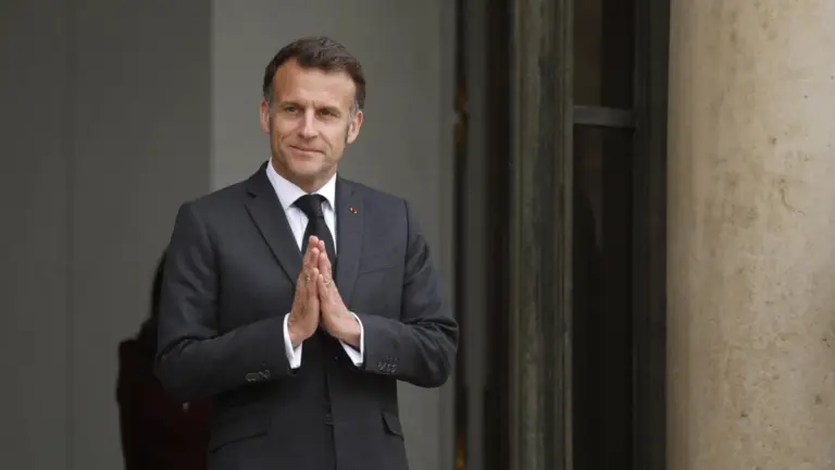 Alle elezioni in Francia molti (mezzi) vincitori, un solo vero sconfitto