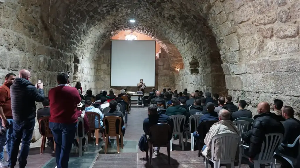 La proiezione del documentario "Osama. In viaggio verso casa", realizzato da Pro Terra Sancta, a Sebastia, in Cisgiordania