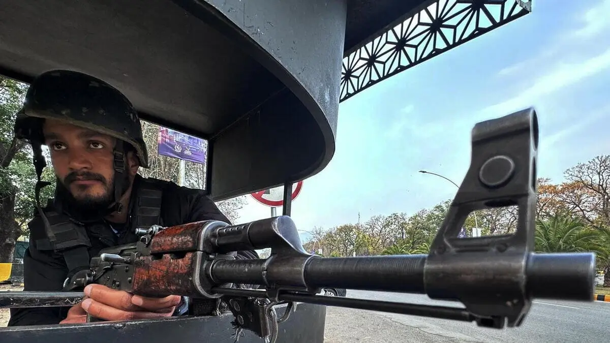 Il Pakistan aumenta la sicurezza nella capitale Islamabad per prevenire attentati a causa della guerra con l'Afghanistan