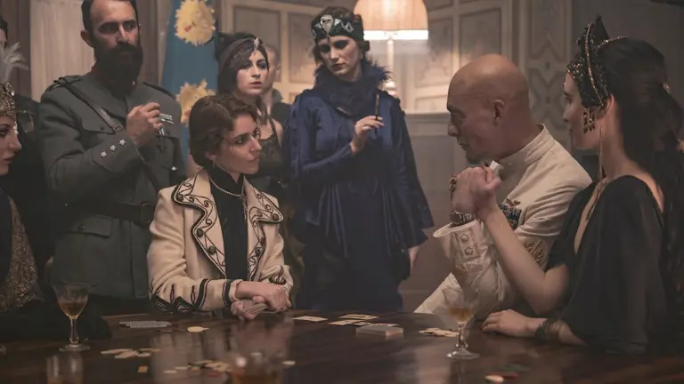 Fotogramma del film “Alla festa della rivoluzione” di Arnaldo Catinari