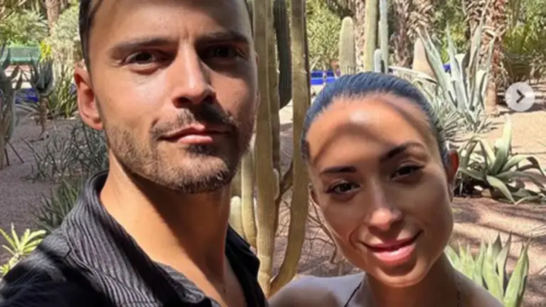 Emanuele Buttini e Deborah Ronchi, ora agli arresti domiciliari e che sarebbero stati a capo dell'associazione per delinquere nell'inchiesta della procura di Milano sul presunto giro di favoreggiamento e sfruttamento della prostituzione di escort per calciatori e altri sportivi (foto Ansa)