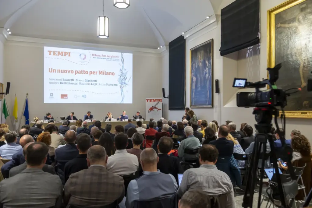 Un momento del convegno “Milano, fine dei giochi?” organizzato da Tempi e Ccl alla Veneranda Biblioteca Ambrosiana, 17 aprile 2026 (foto Marco De Ponti / Tempi)