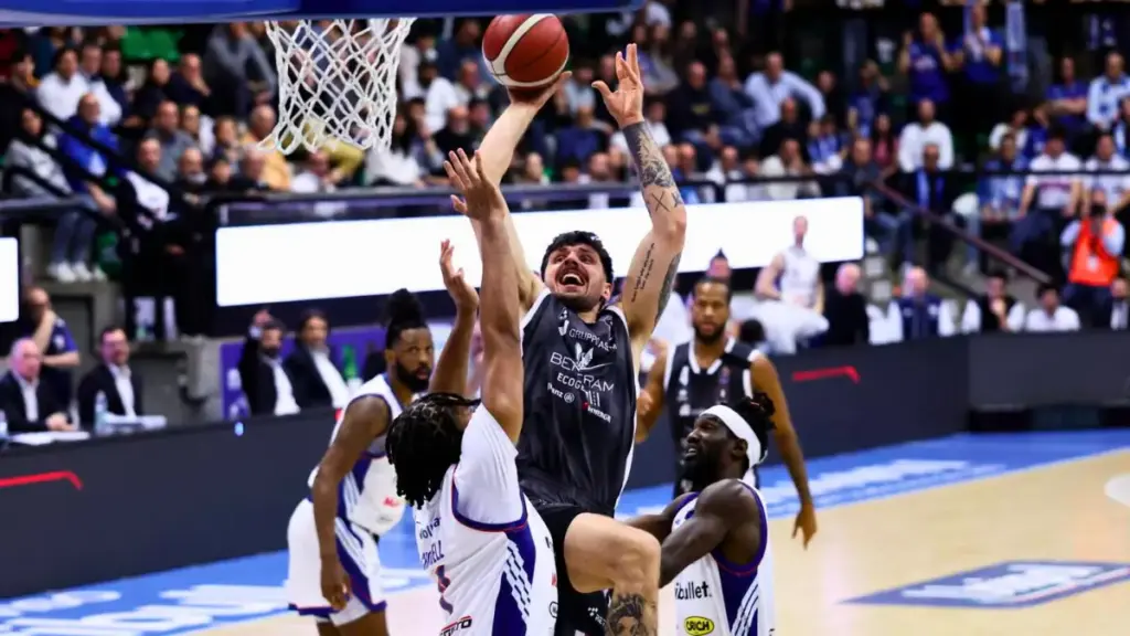 Un momento di Treviso Basket-Derthona Basket dello scorso 5 aprile