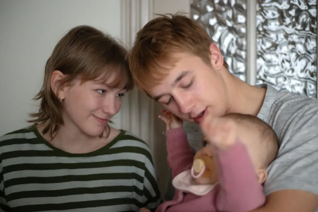 Fotogramma del film “Giovani madri” dei fratelli Jean-Pierre e Luc Dardenne