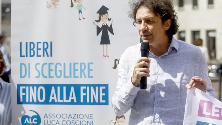 Le Iene sul fine vita: molta regia, zero domande giuste
