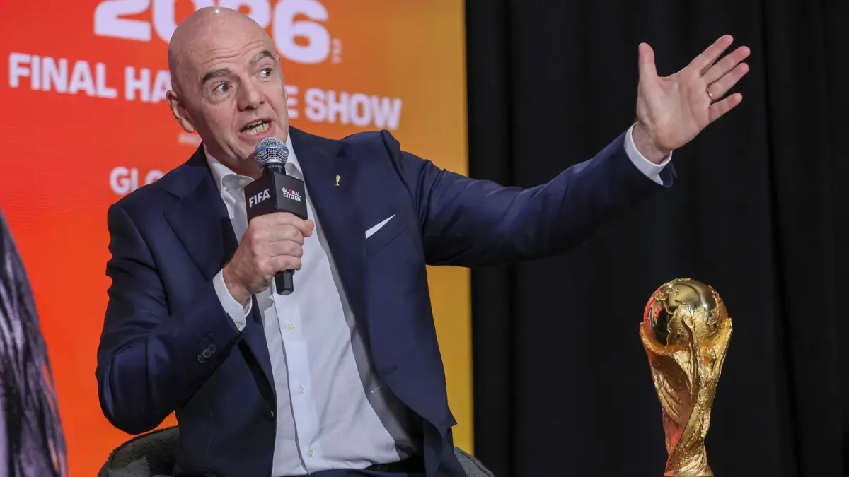 New York, 14 maggio 2026. Il presidente della Fifa, Gianni Infantino, annuncia che nell&rsquo;intervallo della finale del Mondiale ci sar&agrave; uno show con Madonna, Shakira e i Bts (foto Ansa)