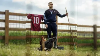 L’attaccante che ama i gol e le galline