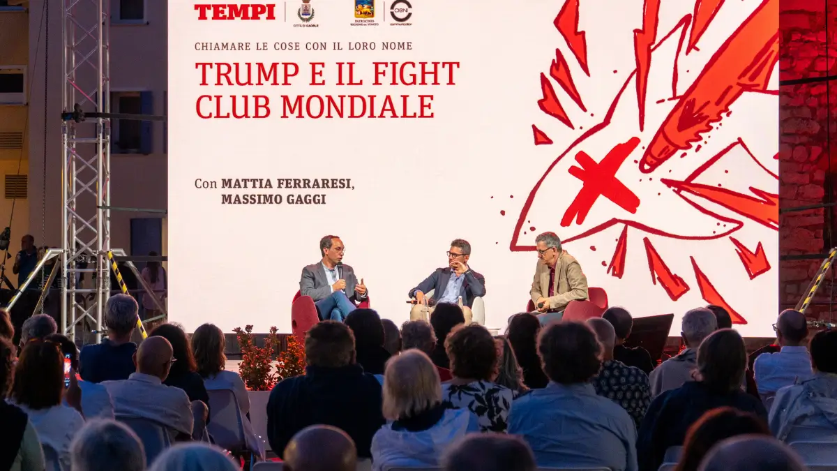 Mattia Ferraresi, Leone Grotti e Massimo Gaggi sul palco di Caorle per parlare di 