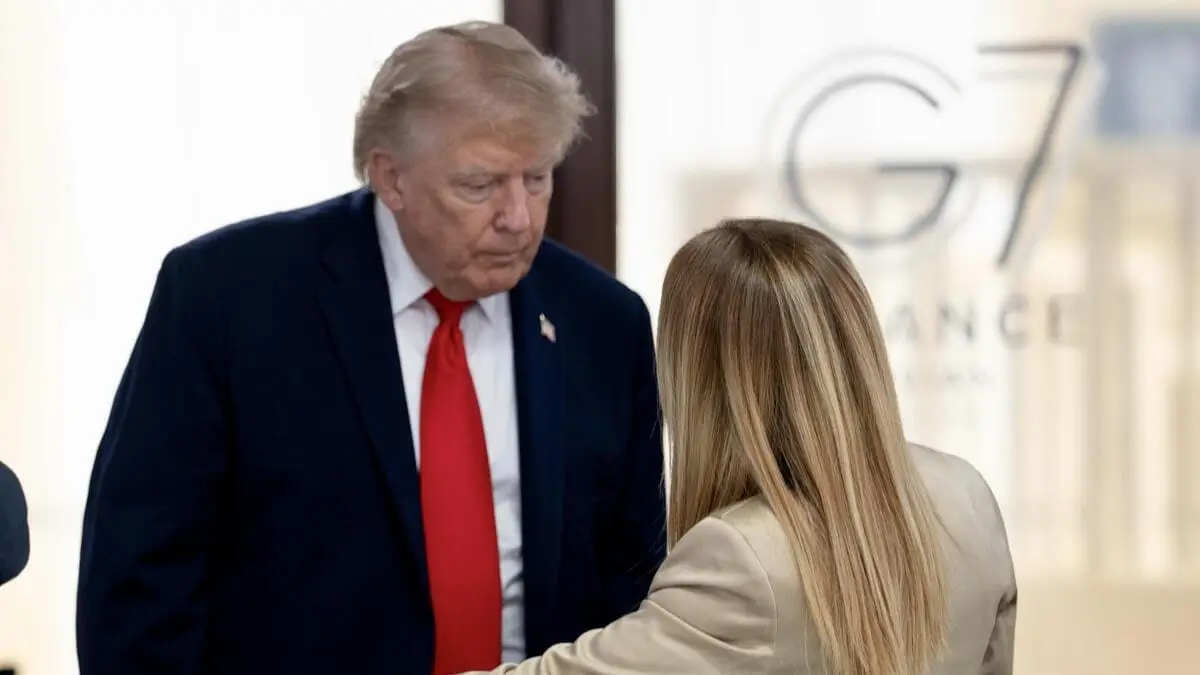 La presidente del Consiglio Giorgia Meloni con il presidente americano Donald Trump, Evian, 16 giugno 2026 (foto Ansa)