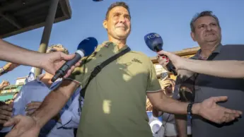 Storace: «Spero ci sia l’intesa con Vannacci, ma lui non voti contro il governo»