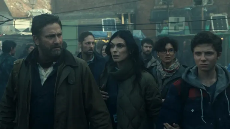 Fotogramma del film “Greenland 2: Migration” con Gerard Butler
