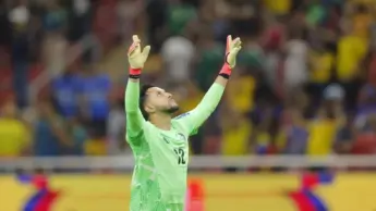 Grazie a Dio e a mia suocera. Storia di Vargas, portiere talismano