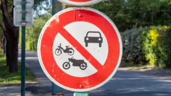 L&rsquo;abolizione del bollo dopo trent&rsquo;anni di ingiusta guerra all&rsquo;automobile